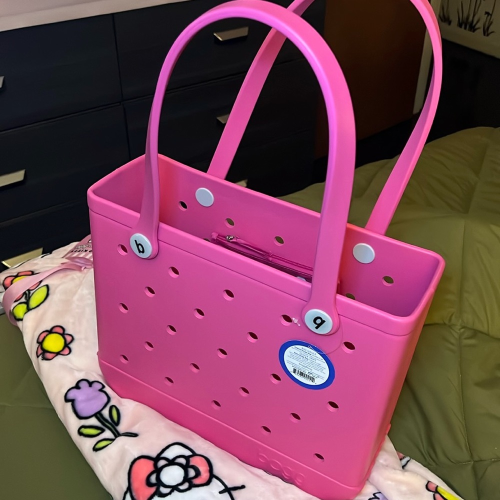 Bogg Bag Baby Bogg Bag, Color:
Haute Pink, New 100%